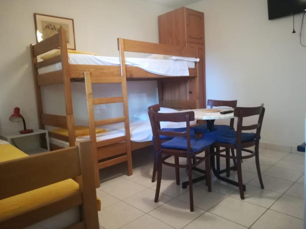 Captain'S House Baška Voda Екстериор снимка