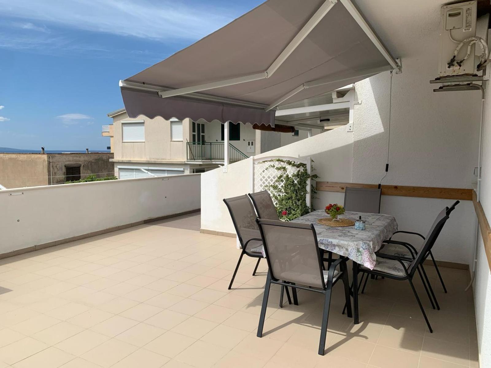 Captain'S House Baška Voda Екстериор снимка