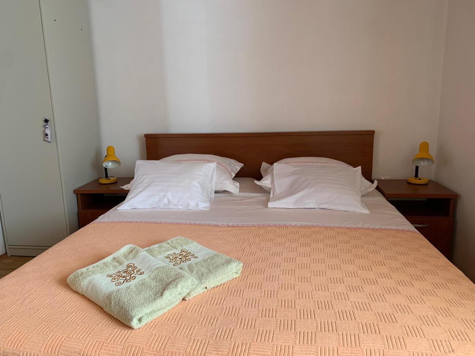 Captain'S House Baška Voda Екстериор снимка