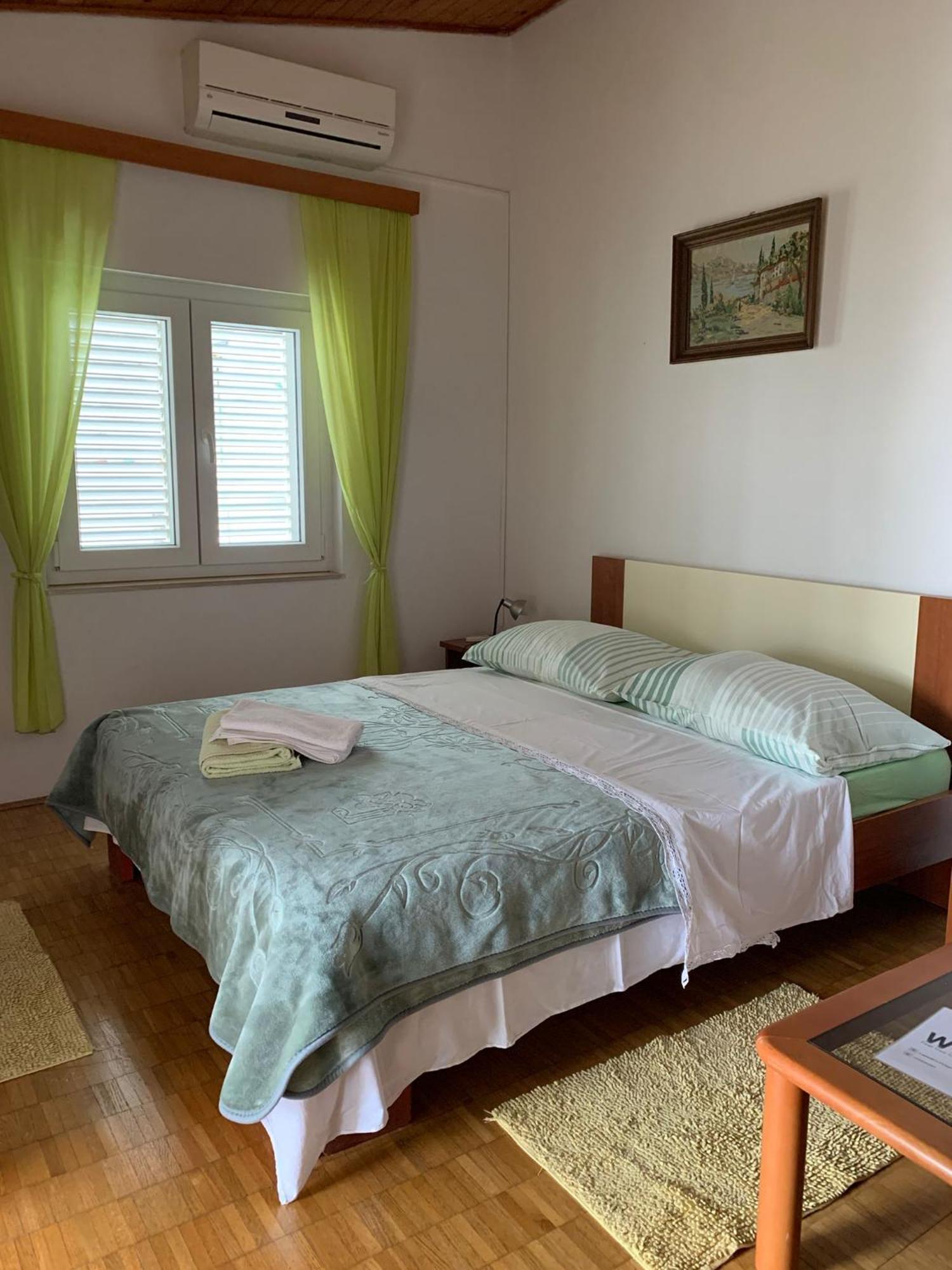 Captain'S House Baška Voda Екстериор снимка
