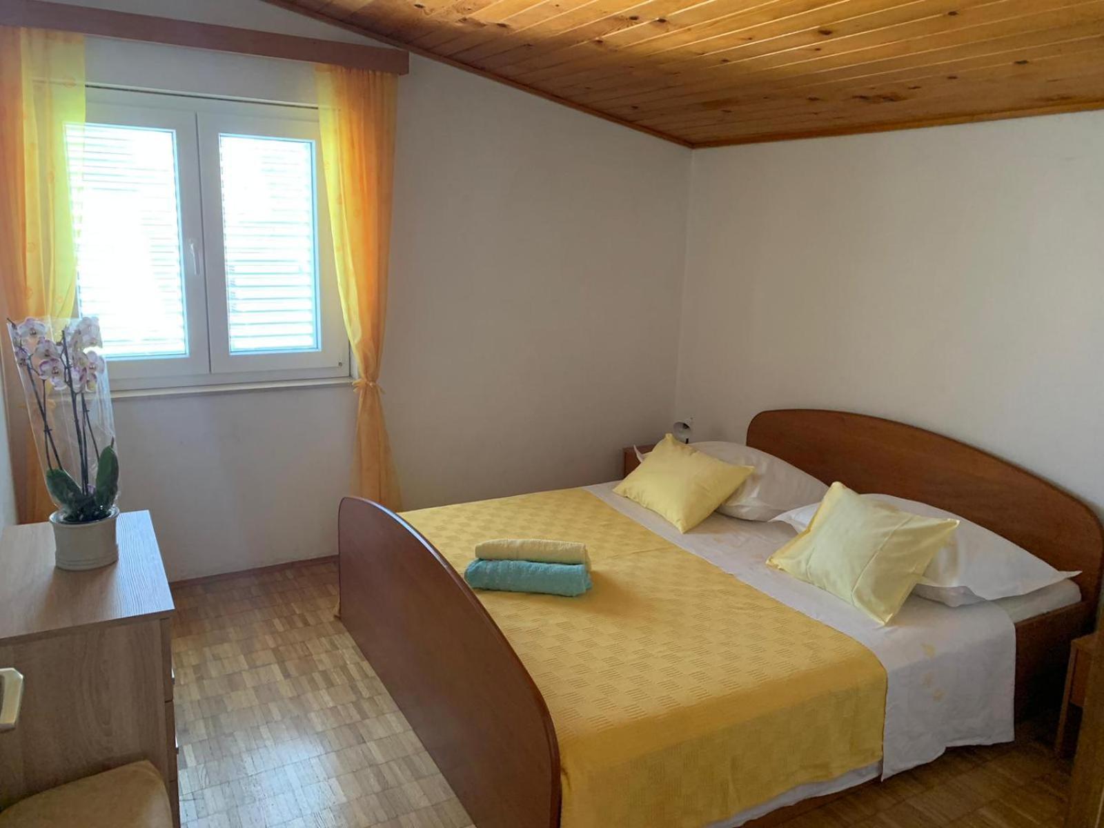 Captain'S House Baška Voda Екстериор снимка